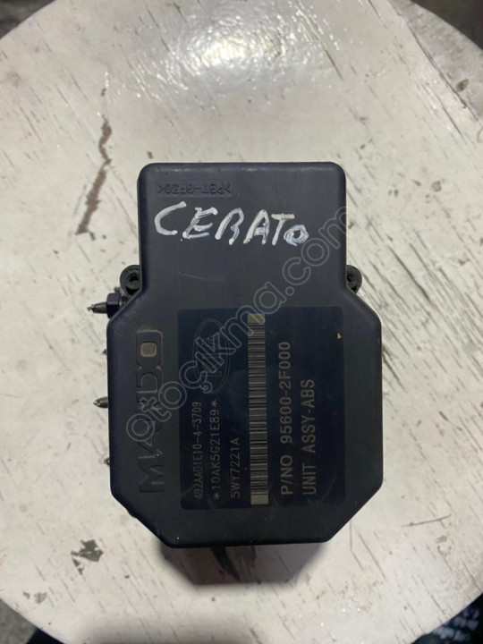 KİA CERATO ABS BEYNİ