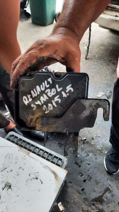 RENAULT SYMBOL 2015 1.5 ABS BEYNİ