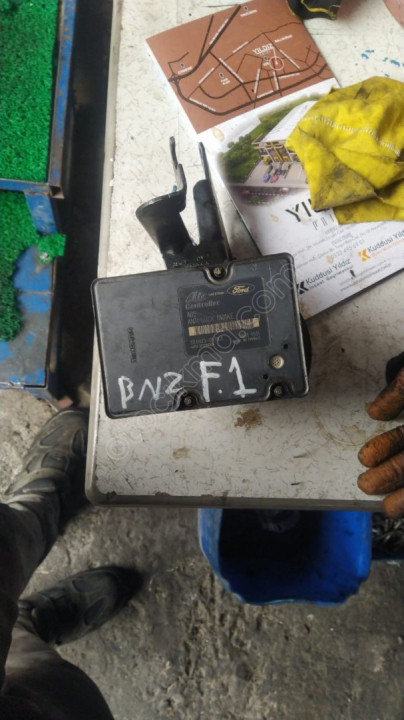 Ford Focus 1999-2004 1.6 Benzinli Abs Beyni