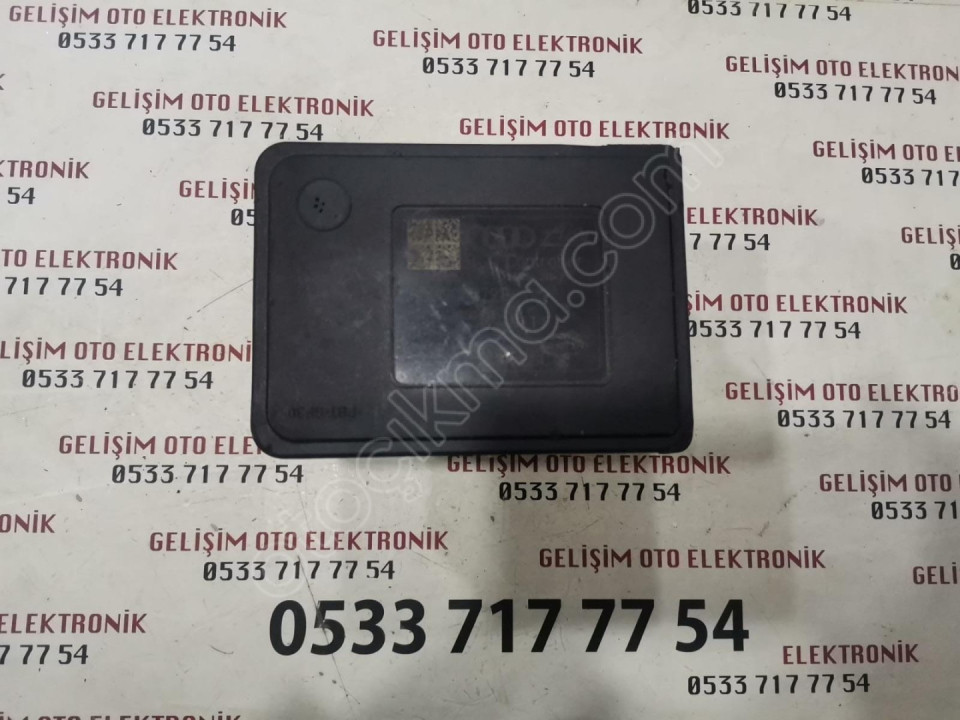 8S0907379F  AUDI TT ABS BEYNİ