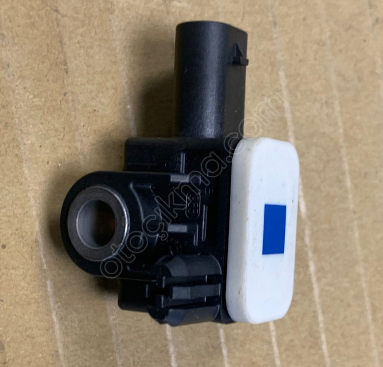 VW AMAROK PORSCHE MACAN DARBE SENSÖRÜ ÖN 2H0959652