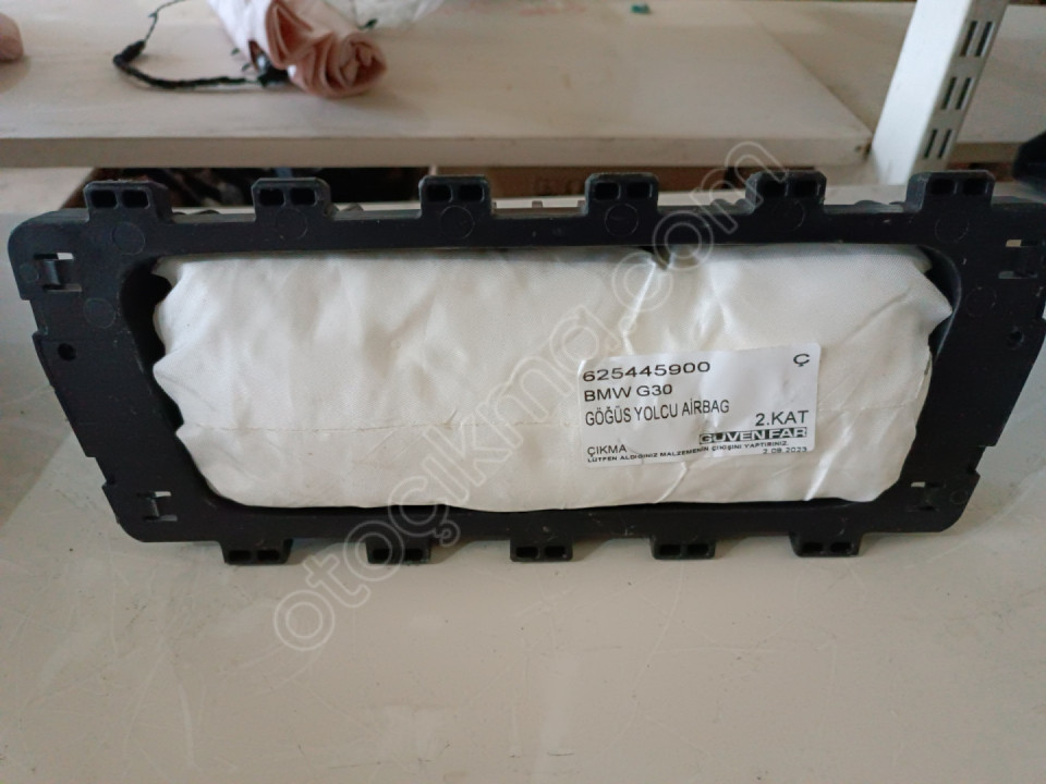 BMW G30 GÖĞÜS YOLCU AİRBAG 6804063 39929772604 9297726 62544