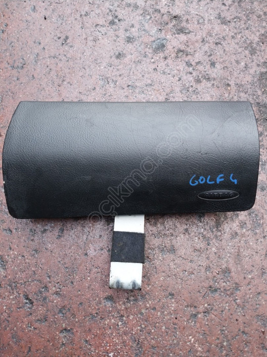 VOLKSWAGEN GOLF 4 SAĞ YOLCU AİRBAGİ ÇIKMA ORJİNAL YEDEK PARÇ