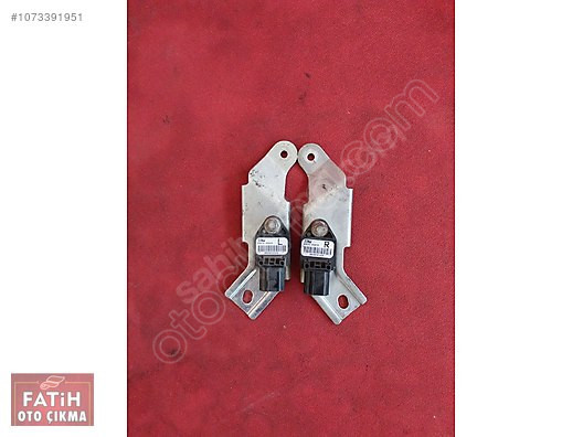 TOYOTA AVENSİS SAĞ-SOL DARBE SENSÖRÜ 89834-05010