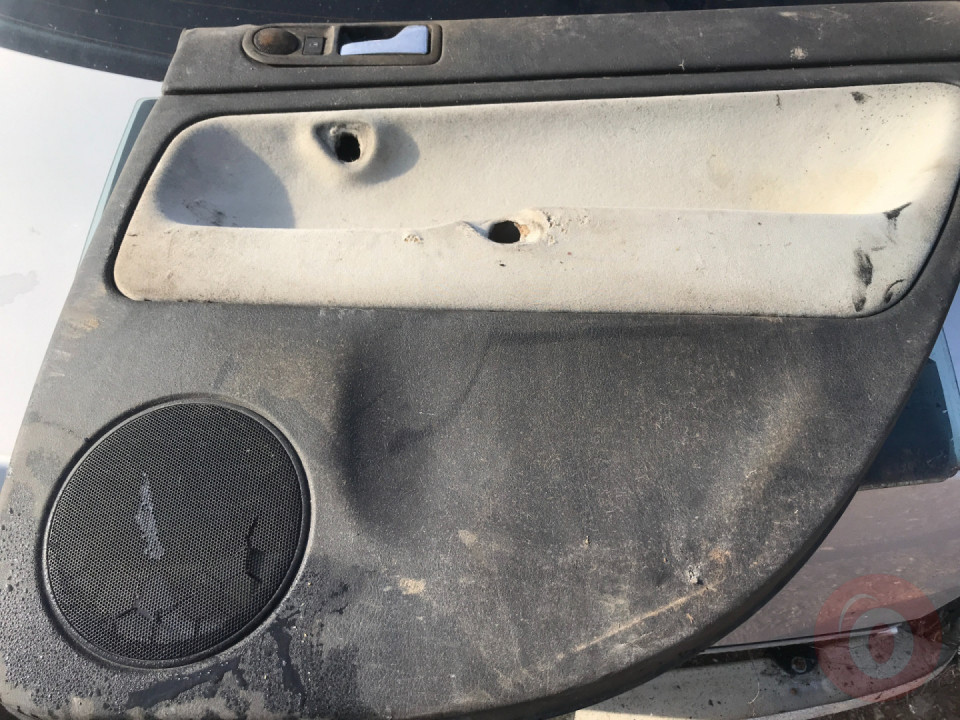 VOLKSWAGEN PASSAT 1999-2000