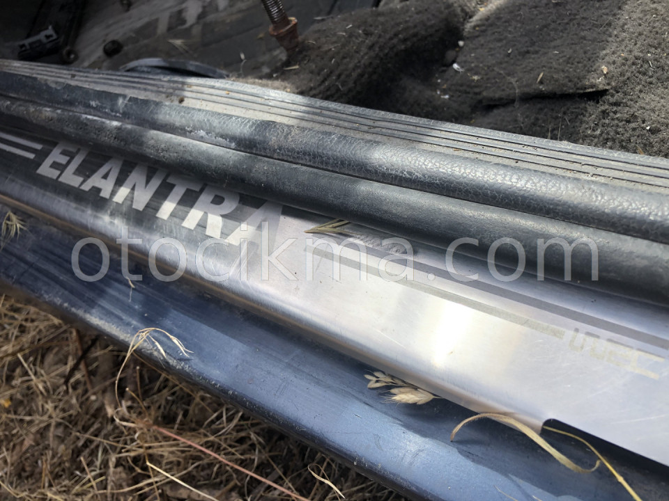 HYUNDAİ ELENTRA 93-95 M ÇIKMA KAPI EŞİK ÇITASI