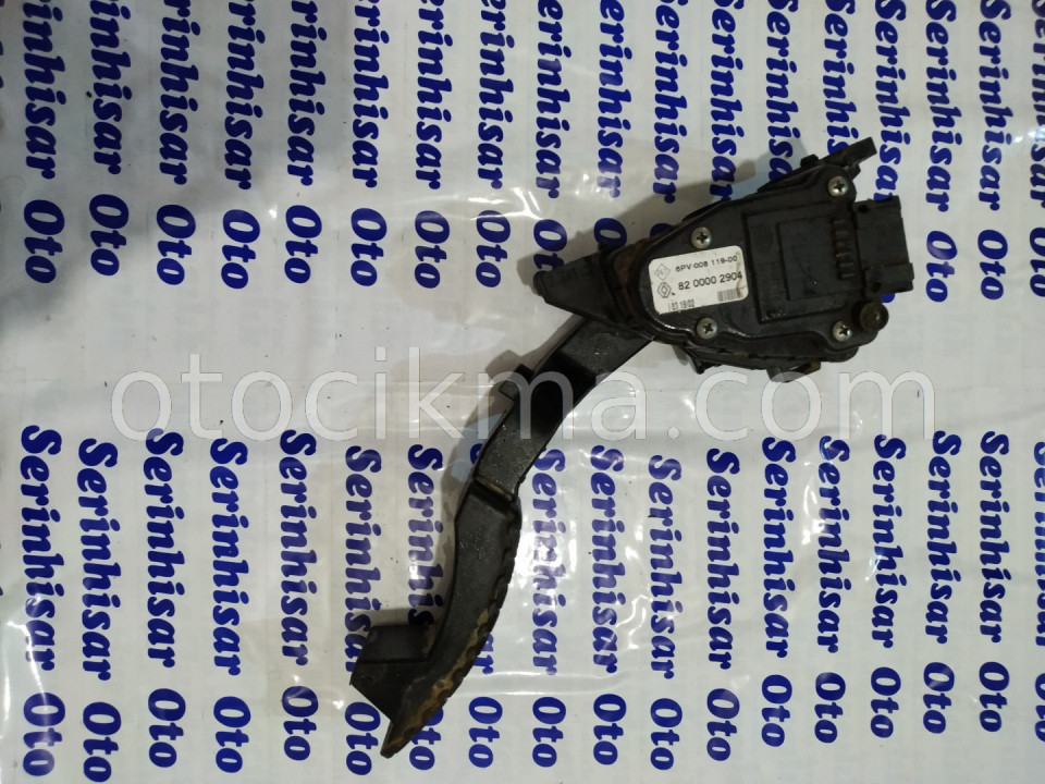 Renault Laguna 2 elektronik gaz pedalı mevcuttur.