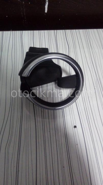 Mercedes A Sınıf Bardaklık