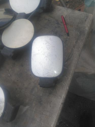 Volkswagen golf 4Bora diş depo kapağı orjinal cıkma parca