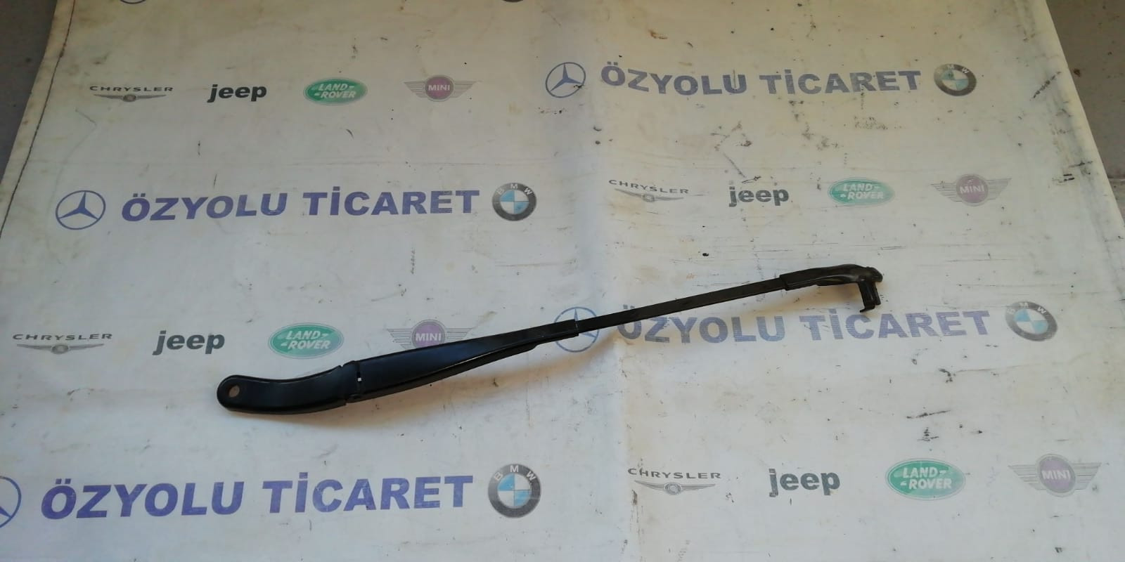 Mercedes w216 CL serisi silecek kolu A2218200144