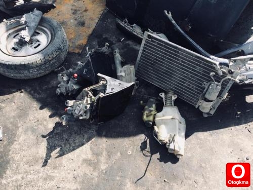 mazda 323 far motoru