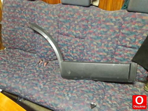 Şarvole captiva  sol arka panzot