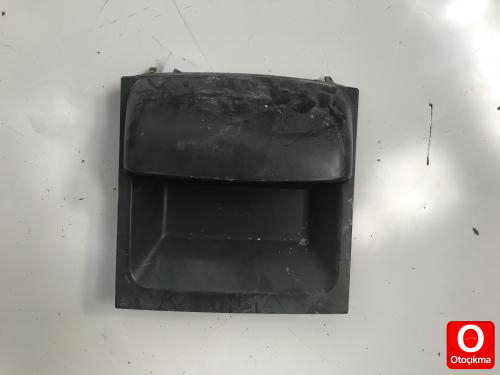 Peugeot Partner Orta Ekran Üst Kapak