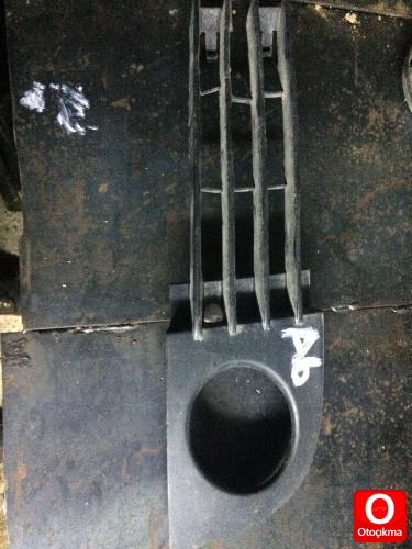 ÇIKMA AUDİ A6 SAĞ SİS KAPAĞI ÖZEN OTO ÇIKMA