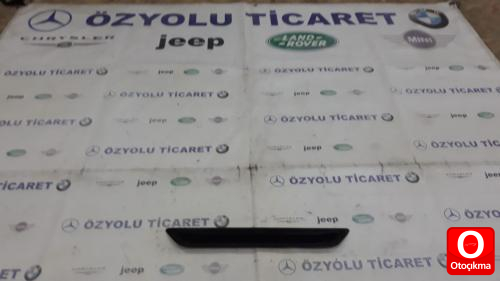 BMW F30 3 SERİSİ ARKA EŞİK KAPLAMASI