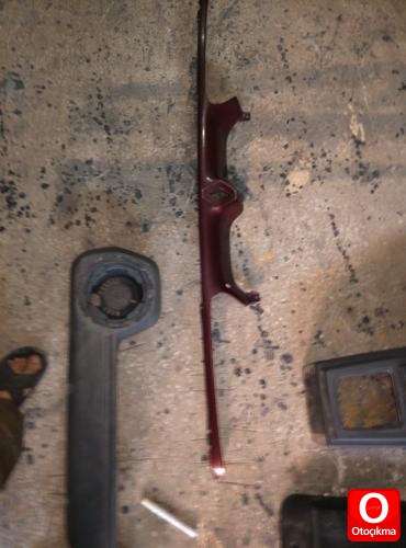 Renault 19 sağ ceplik malzemelik