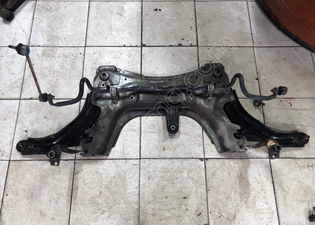 MEGANE 2 TRAVERS ORJİNAL ÇIKMA