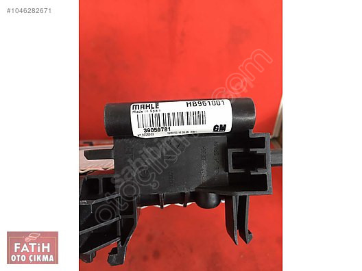 OPEL CORSA E SU RADYATÖRÜ ORJİNAL SIFIR 39059781