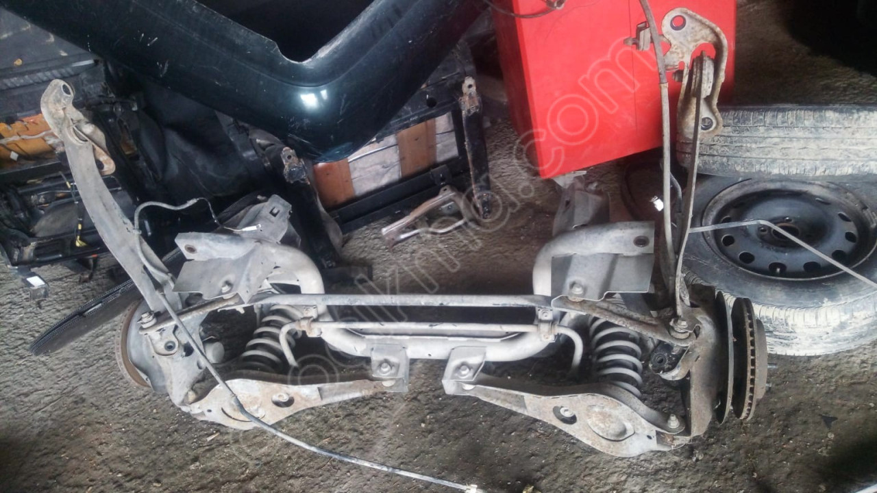 FORD MONDEO ARKA DİNGİL ÇEVİK OTO BURSA