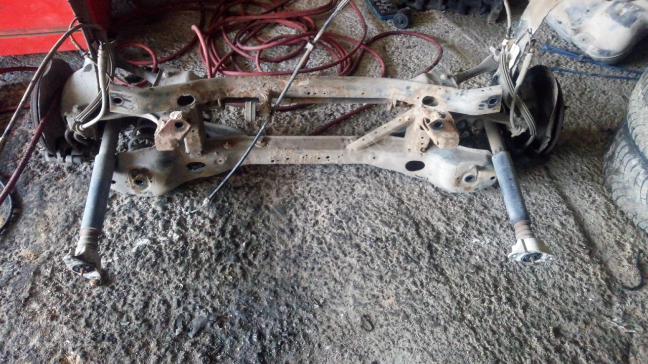 FORD FOCUS 2 ARKA DİNGİL ÇEVİK OTO BURSA