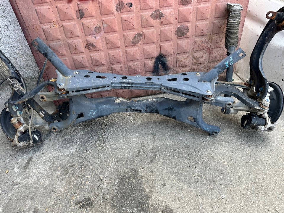 Honda Civic FC5 Çıkma arka dingil komple