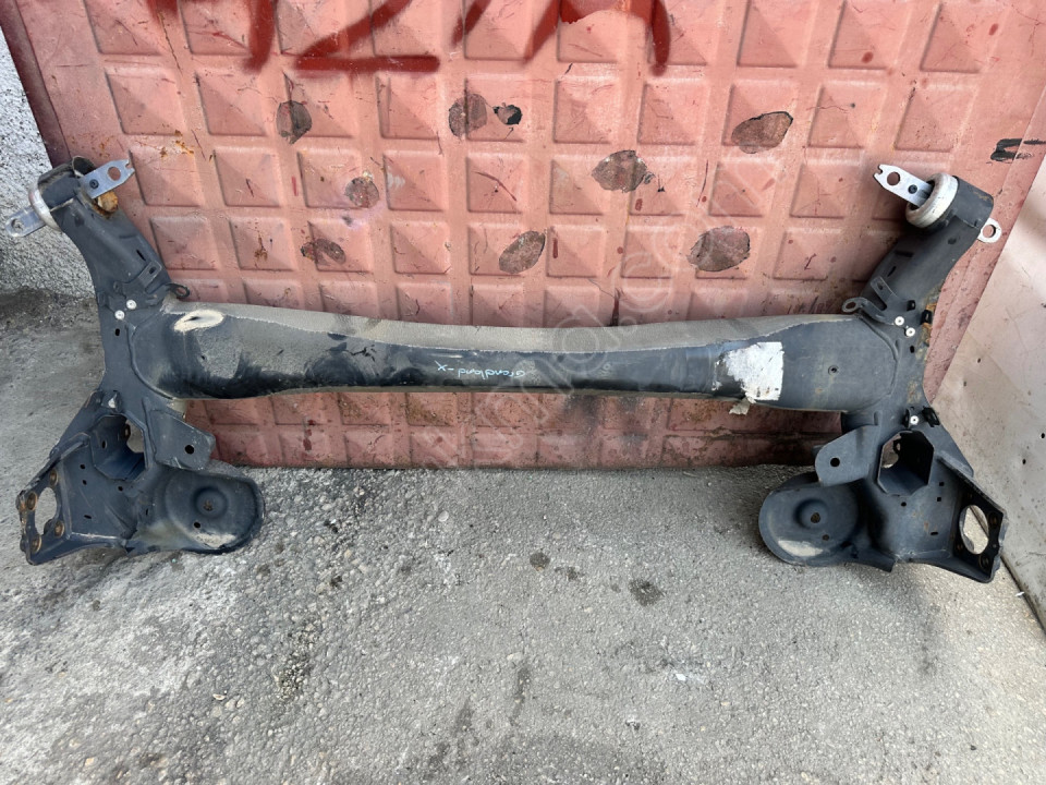 Opel Grandland X Çıkma arka dingil