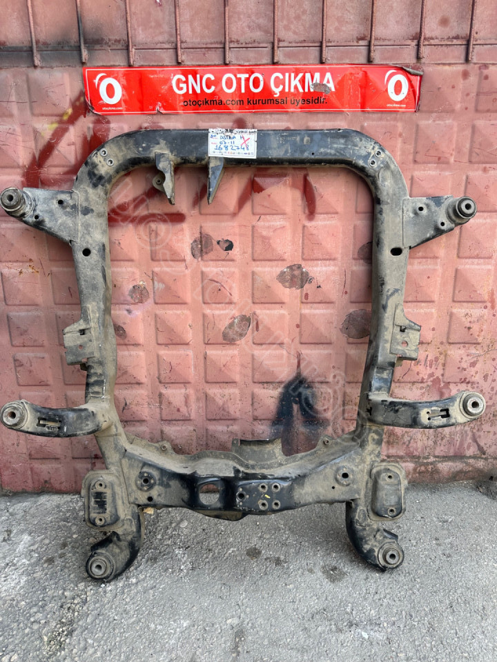 Opel Astra H Çıkma motor traversi