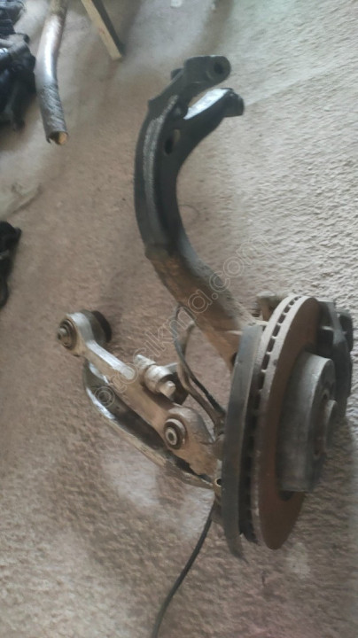 Wolkswagen Passat çıkma taşıyıcı