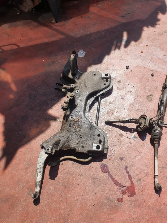 PEUGEOT 206 TRAVERS ALT BEŞİK ORJİNAL ÇIKMA PEJO