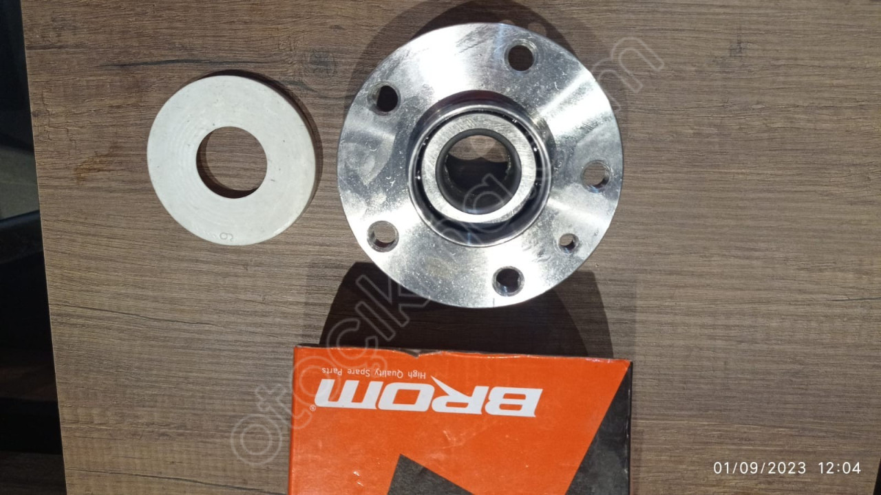 FİAT DOBLO III ARKA TEKER PORYASI oem