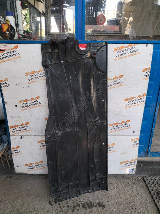 Volkswagen Polo A1-Arona - Ibiza - Fabia Sağ Ön alt taban