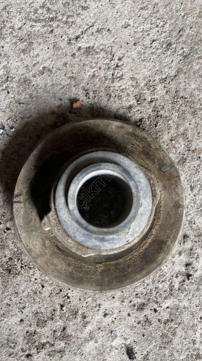 vw golf 7 arka helezon üst lastiği