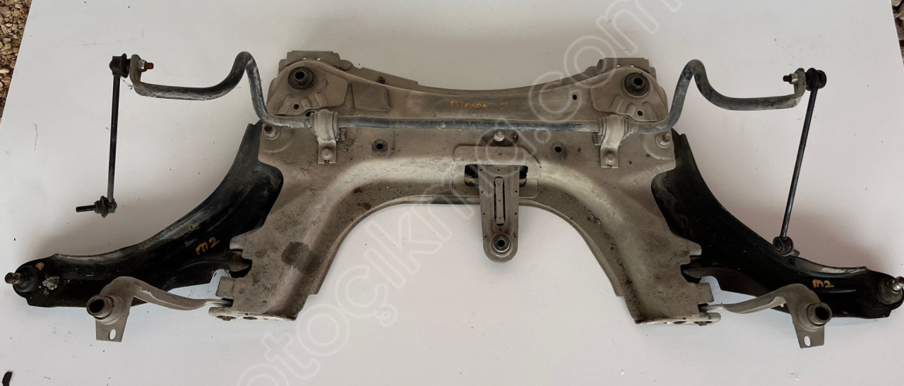 RENAULT MEGANE 2 1.4 TRAVERS HATASIZ MONTECAR