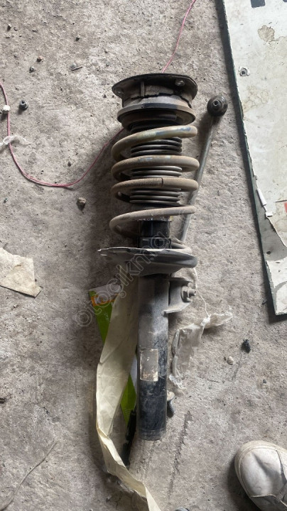 vw golf 8 1.0 tsi ön sol komple amortisör