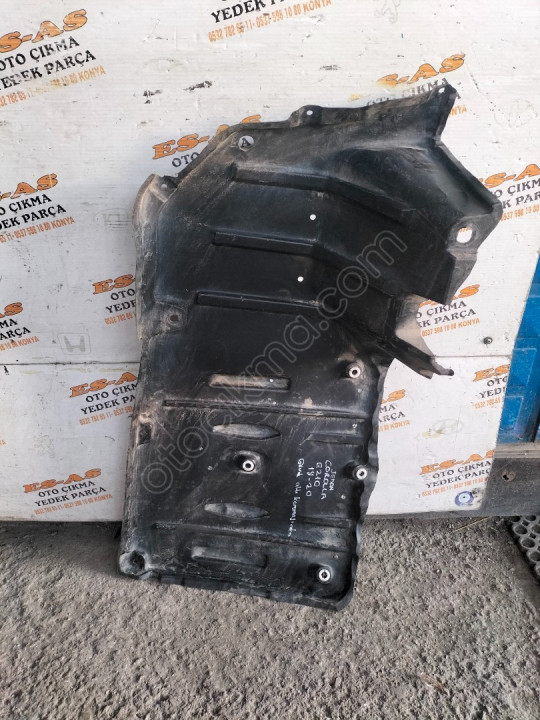Toyota Corolla E210Sedan Çıkma Arka gövde alt koruması 18-20