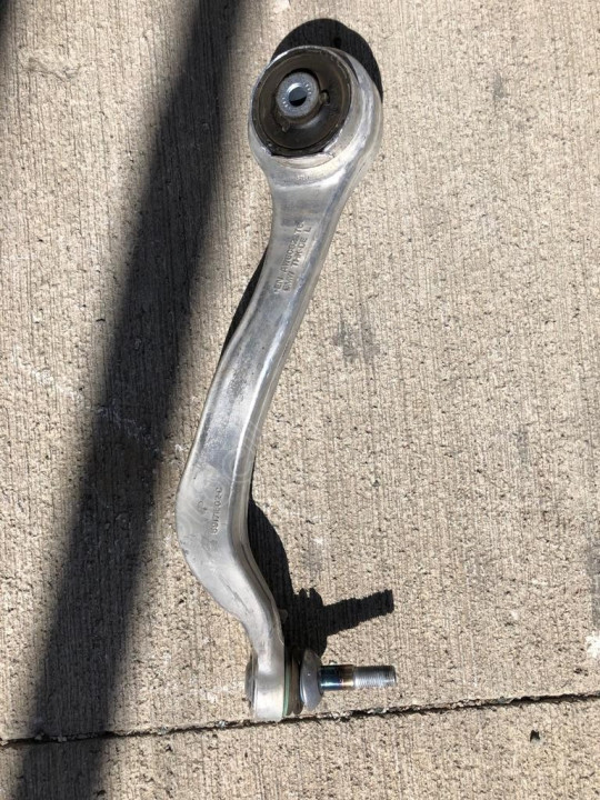 BMW 3 SERİ G20 SOL ÜST SALINCAK 31106894661