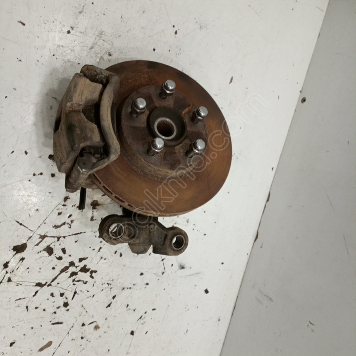 NİSSAN PREMİRA SOL ÖN TAŞIYICI