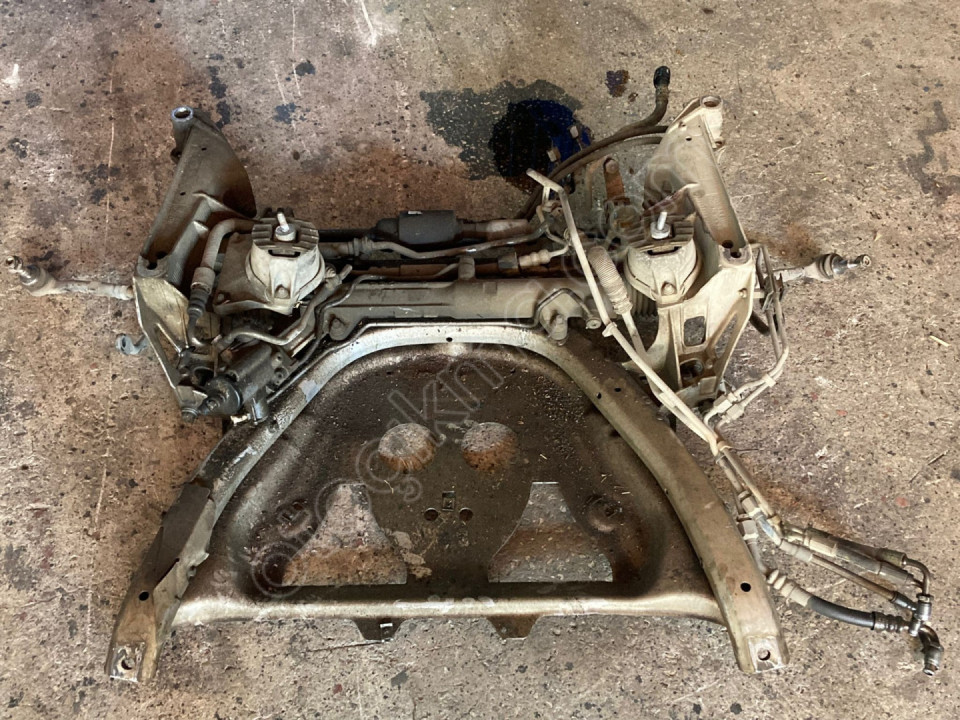 BMW E60 ÖN MOTOR TRAVERS ÇIKMA ORJİNAL - ERCAN TİCARET