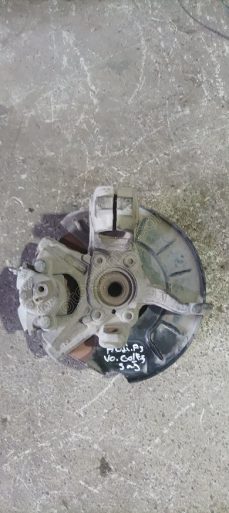 AUDİ A3 SAĞ ÖN TAŞIYICI