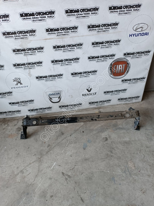 Volvo V40 radyatör alt sacı