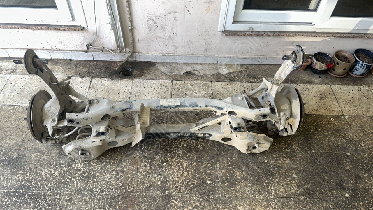 2017 FORD FOCUS 3.5 SEDAN ARKA DOLU DİNGİL