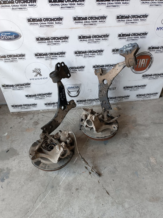 Volvo V40 2013-2017 sağ sol ön taşıyıcı tabla fren merkezi