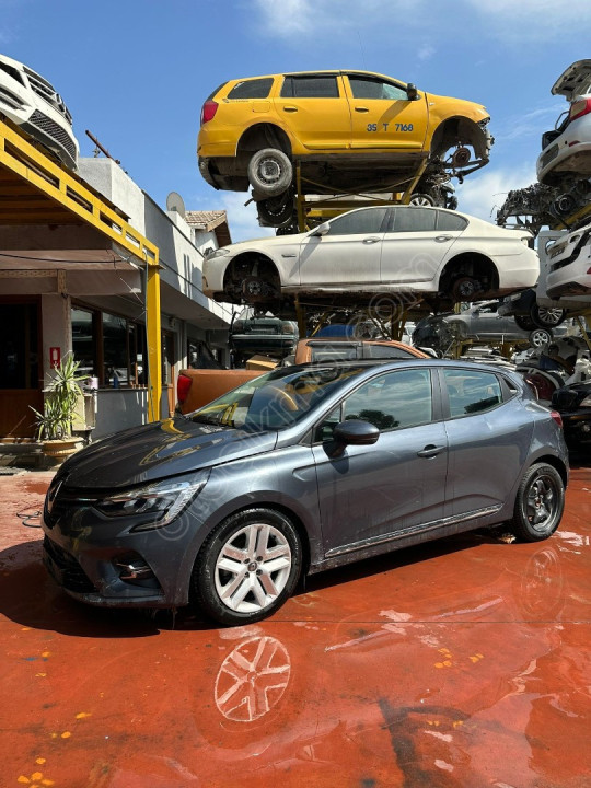 2022 CLİO 5 SOL AYNA ÜNALLAR OTO YEDEK PARÇA’’DA