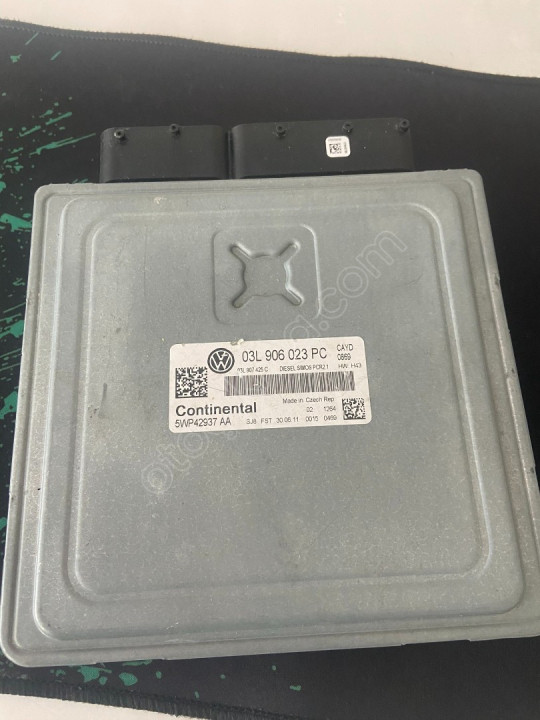 VW 03L 906 023 PC Otomatik Motor Beyni