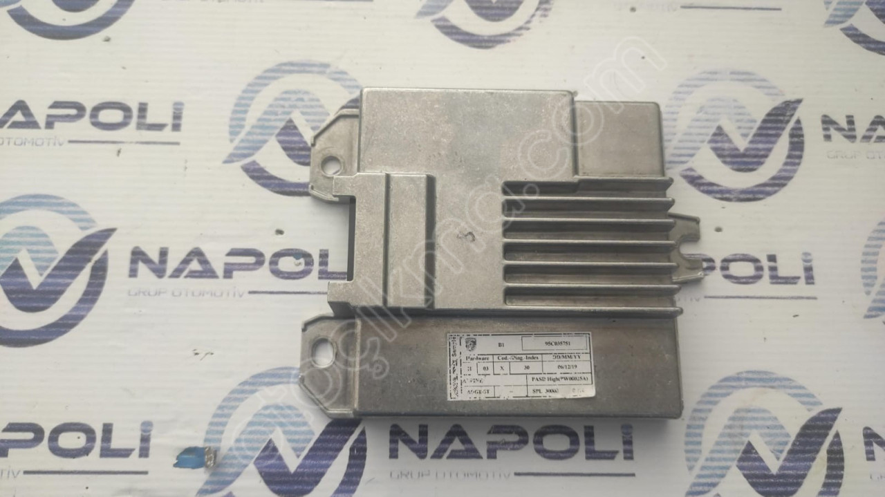 95C035751 KONTROL ÜNİTESİ PORSCHE MACAN