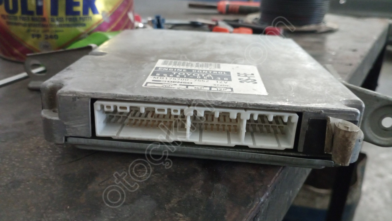 1998 Toyota carina beyni