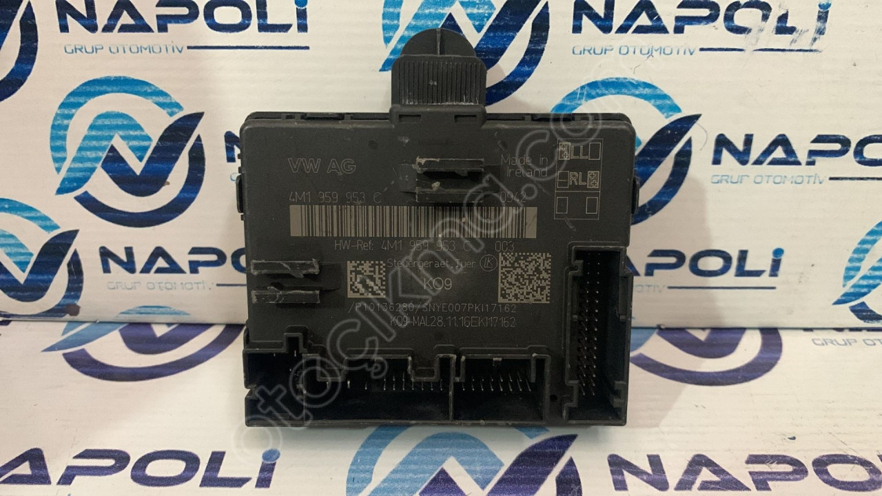 4M1959953C AUDİ A8 S8 KAPI BEYNİ 2018/2023