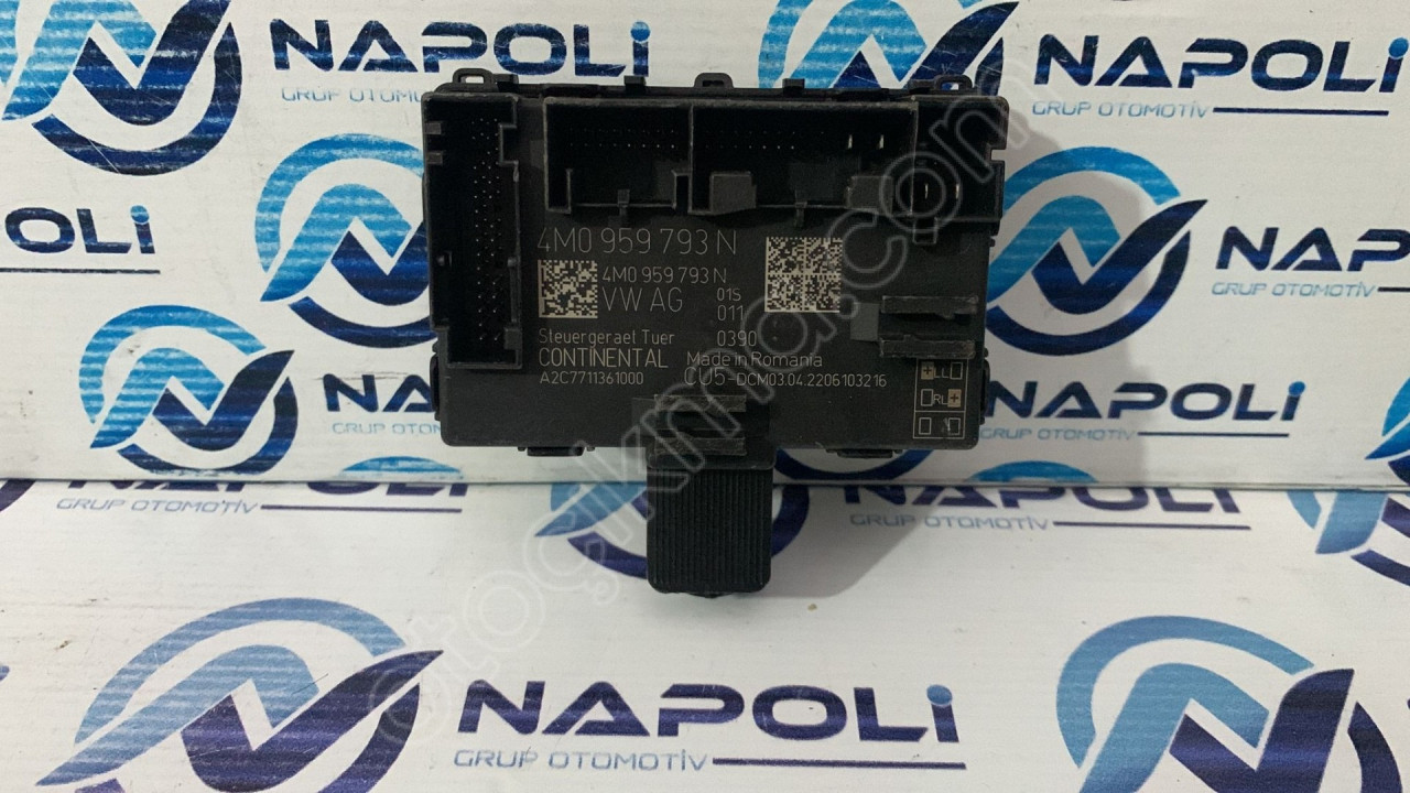 4M0959793N AUDİ A4 A5 Q7 Q8 E-TRON SOL ÖN KAPI BEYNİ 2016/23