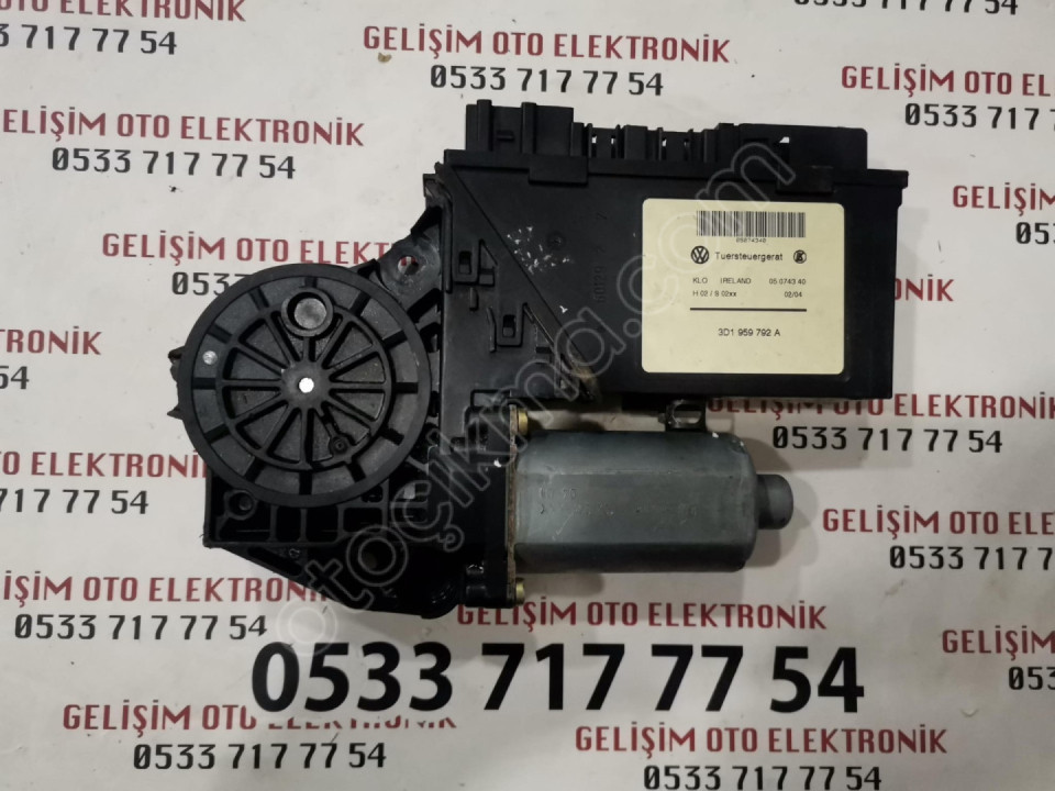 3D1959792A PORSCHE CAYENNE CAM MOTORU BEYNİ