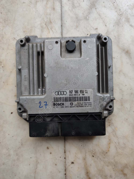 Audi A3 A4 Motor Beyni 06F906056CE - 0261S02045 - MED9.5.10